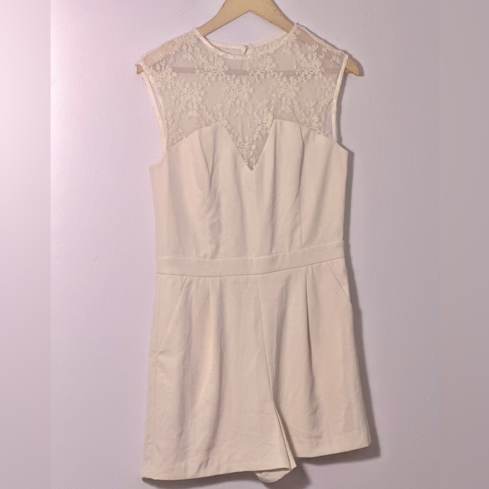 Spotlight by warehouse romper NWOT